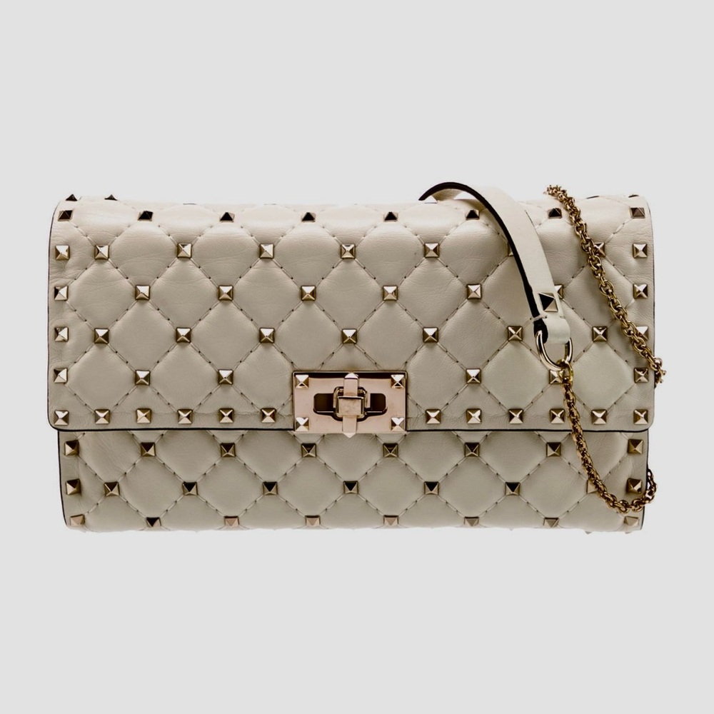 SOLD Valentino
Rockstud Clutch